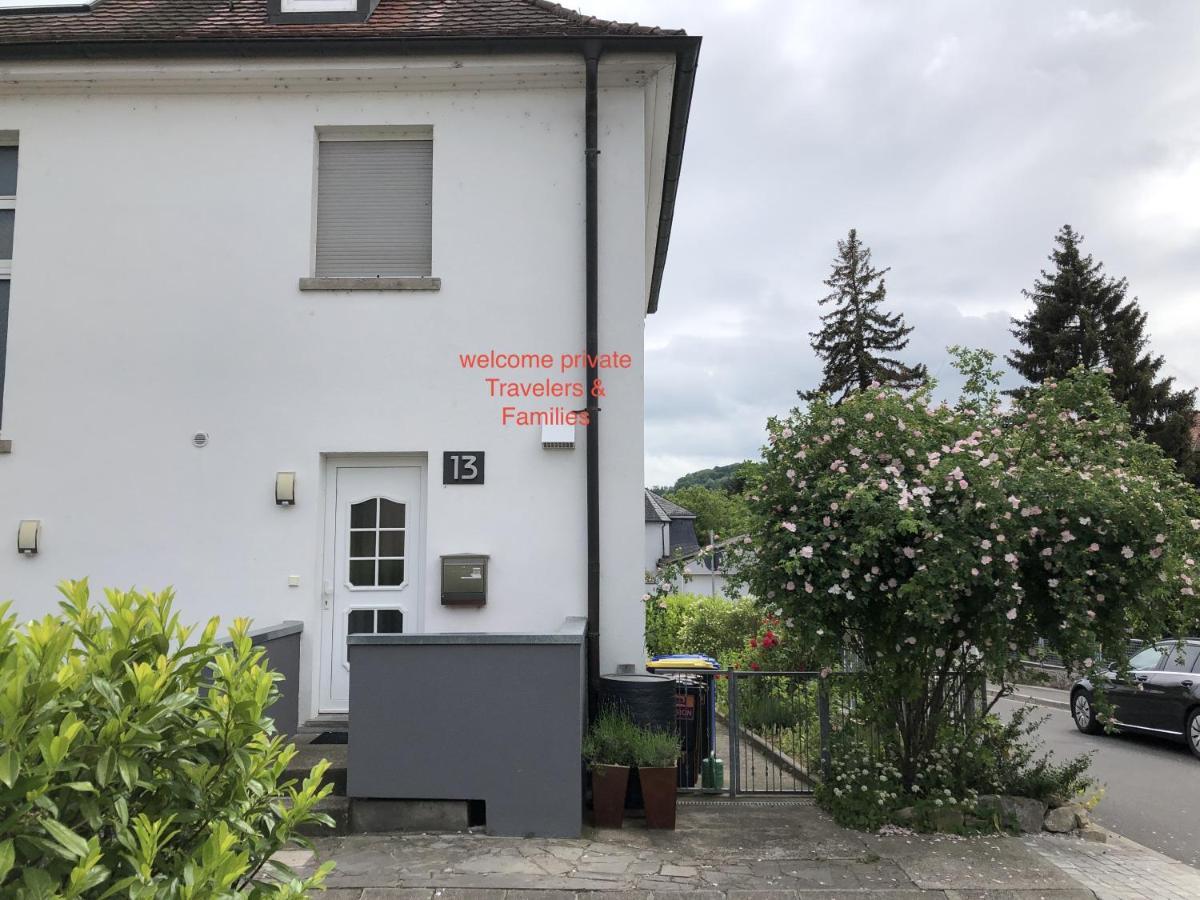 Altstadt Naehe 7 Min Fussweg Ueber Alte Maibruecke Zu Pension Mit Balkon & Garten, Ideal For Long Stay, Relocation Ochsenfurt Exteriér fotografie