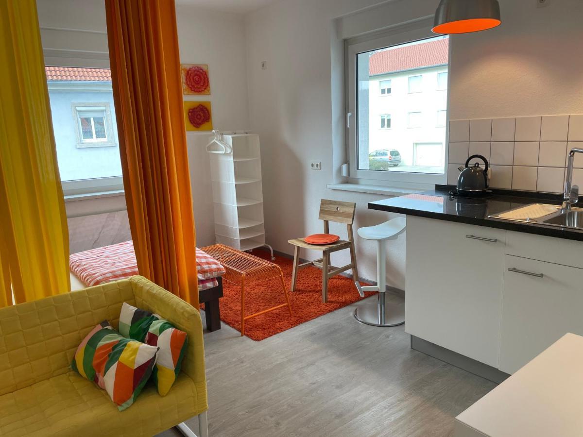 Altstadt Naehe 7 Min Fussweg Ueber Alte Maibruecke Zu Pension Mit Balkon & Garten, Ideal For Long Stay, Relocation Ochsenfurt Exteriér fotografie