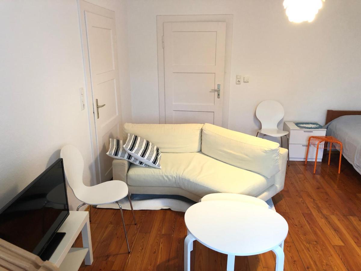 Altstadt Naehe 7 Min Fussweg Ueber Alte Maibruecke Zu Pension Mit Balkon & Garten, Ideal For Long Stay, Relocation Ochsenfurt Exteriér fotografie
